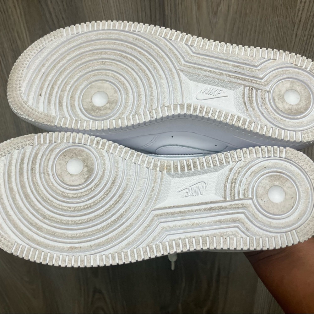 Nike Air Force 1 - Picture 4 of 7